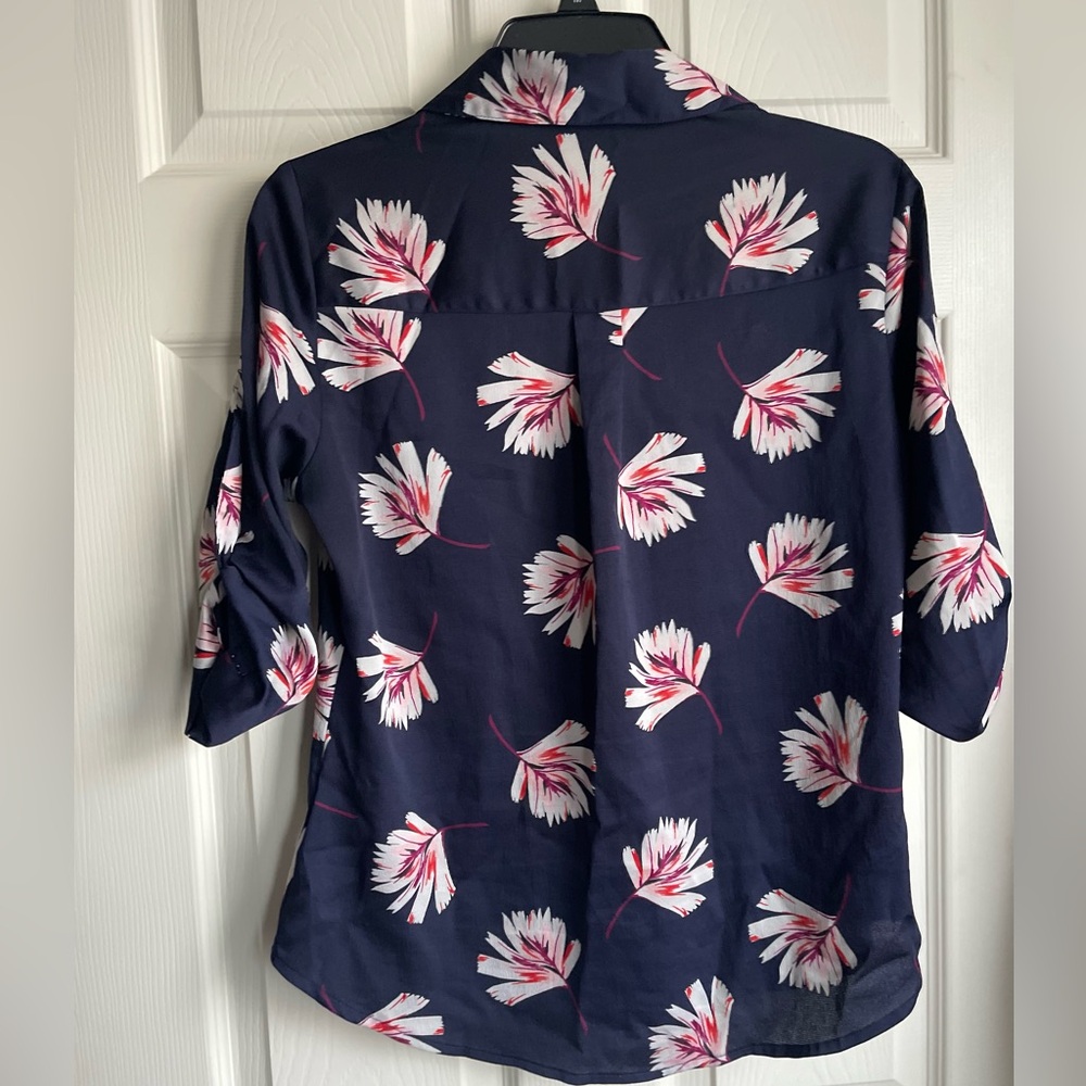 Express Blouse - Picture 3 of 3